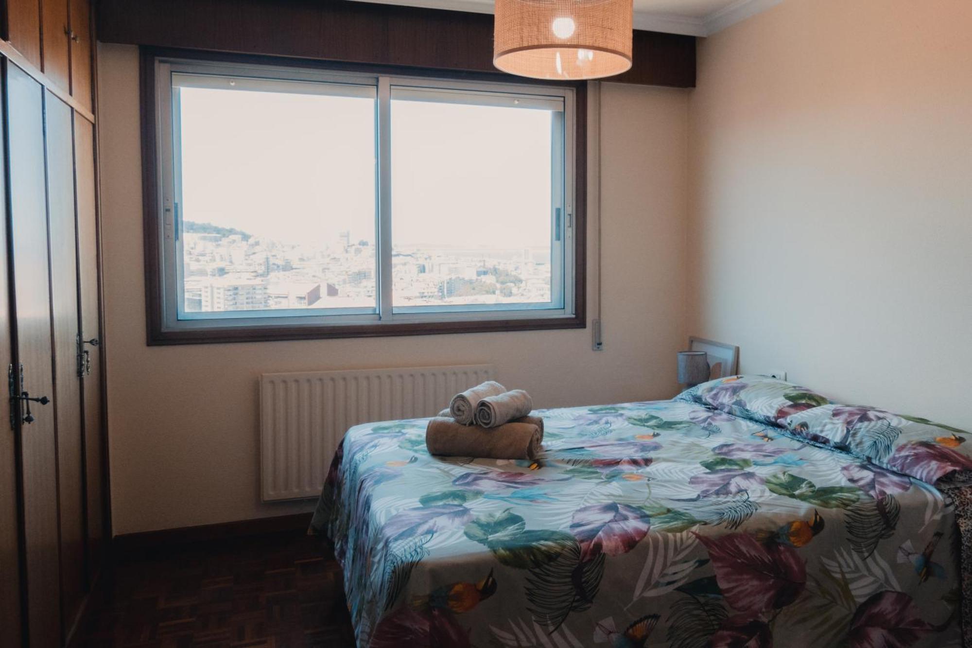 Apartamento Piso 3 Con Parking A 5mins Vialia & Halo Vistas A La Ria De ツ By Rias Baixas